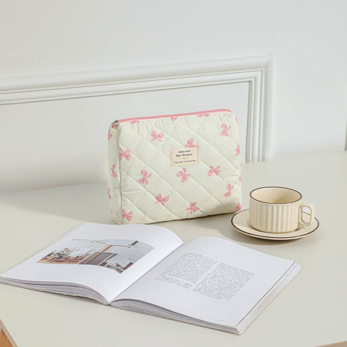 uekeboag Quilted Makeup Bag set showing floral pattern close-up