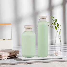 UMETASS squeeze bottles filled with shampoo and lotion