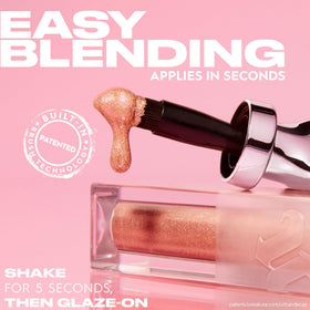 URBAN DECAY 24/7 Glaze On Duochrome Eyeshadow Pink Gold applied on eyelids