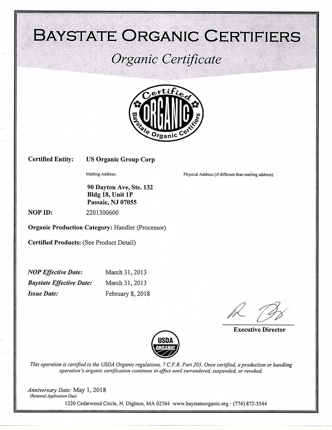 US Organic Macadamia Nut Oil with natural background