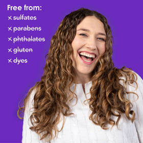 V&CO Wave Babe Wavy Hair Conditioner in lifestyle setting