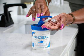 Vanicream Moisturizing Skin Cream 16 fl oz side view with label