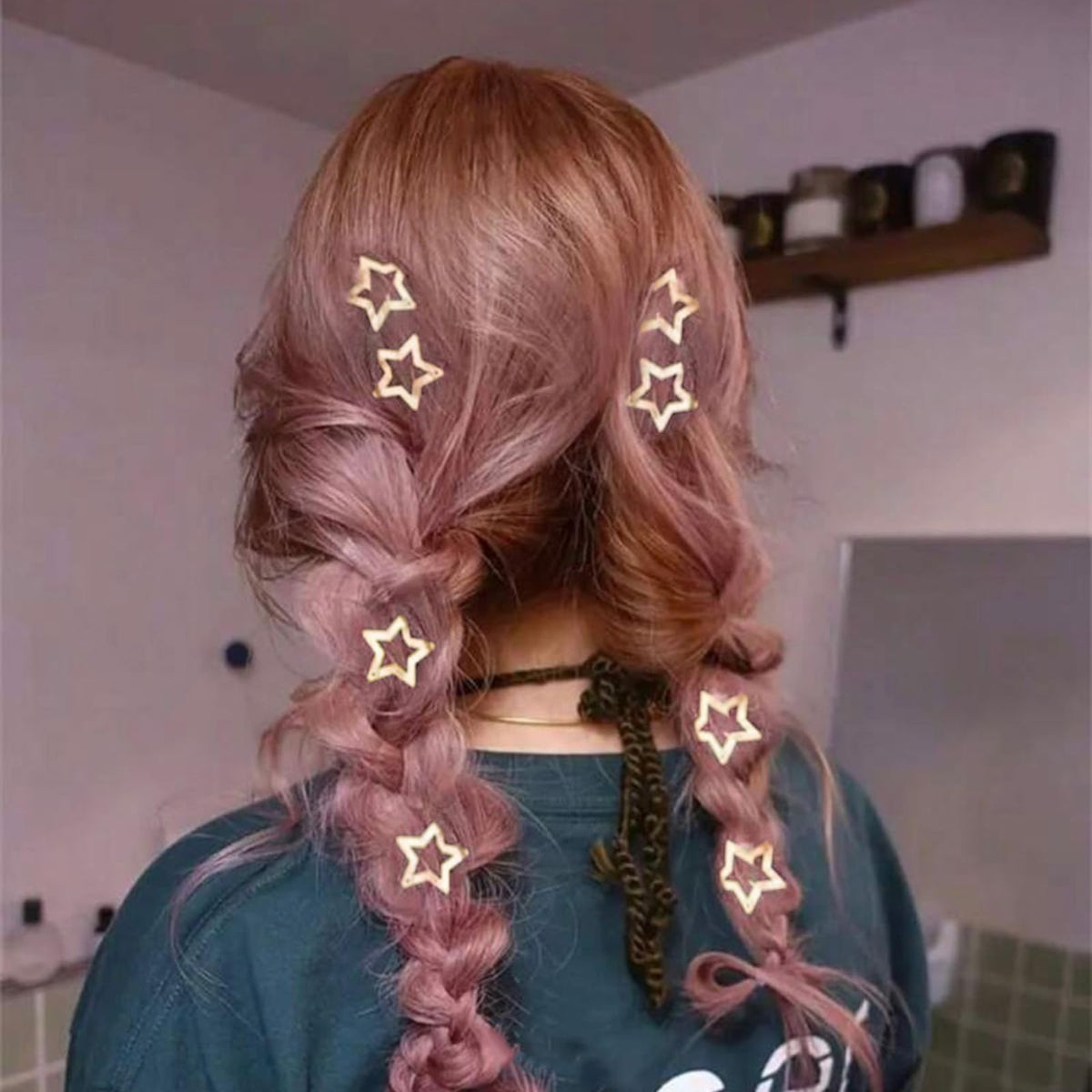 VIBILIA Star Hair Clip styled in a ponytail