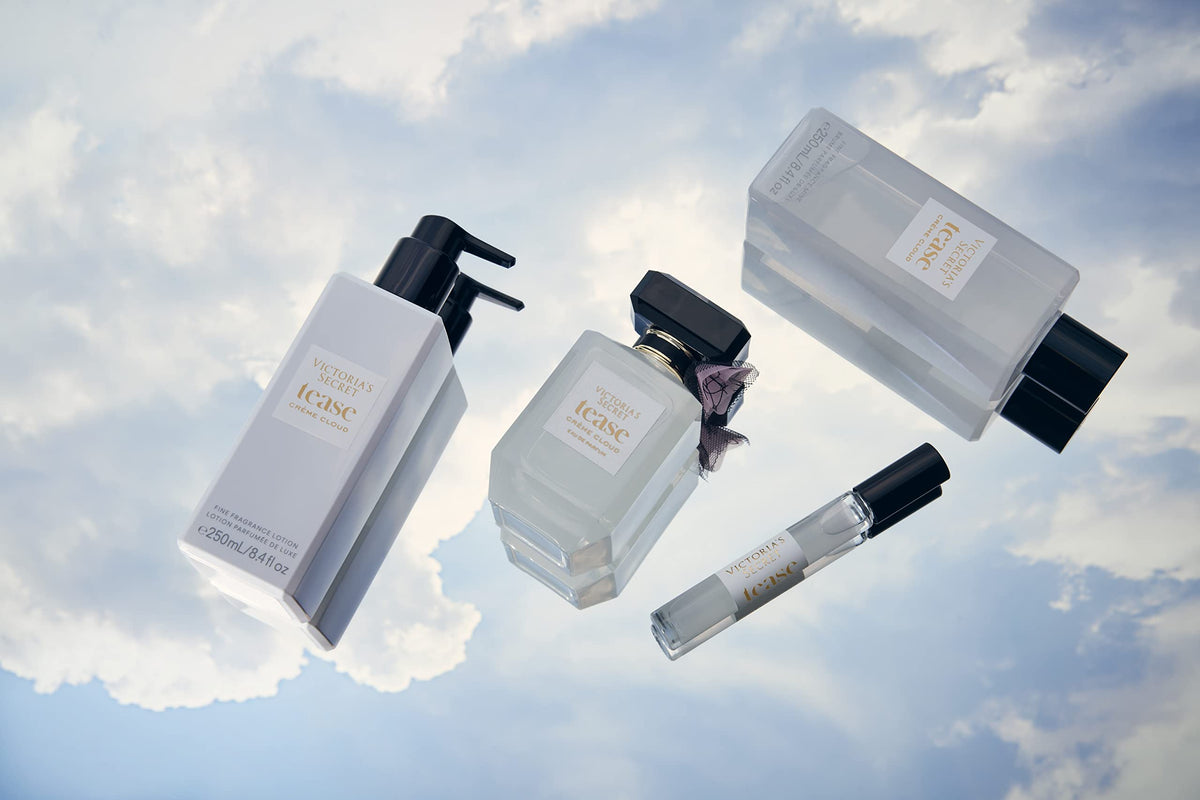 Victoria's Secret Tease Crème Cloud Mist bottle side view
