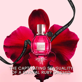 Viktor&Rolf Flowerbomb Ruby Orchid Eau de Parfum bottle close-up