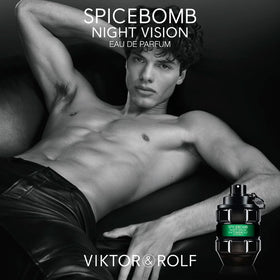 Viktor&Rolf Spicebomb Nightvision Eau de Parfum close-up of label