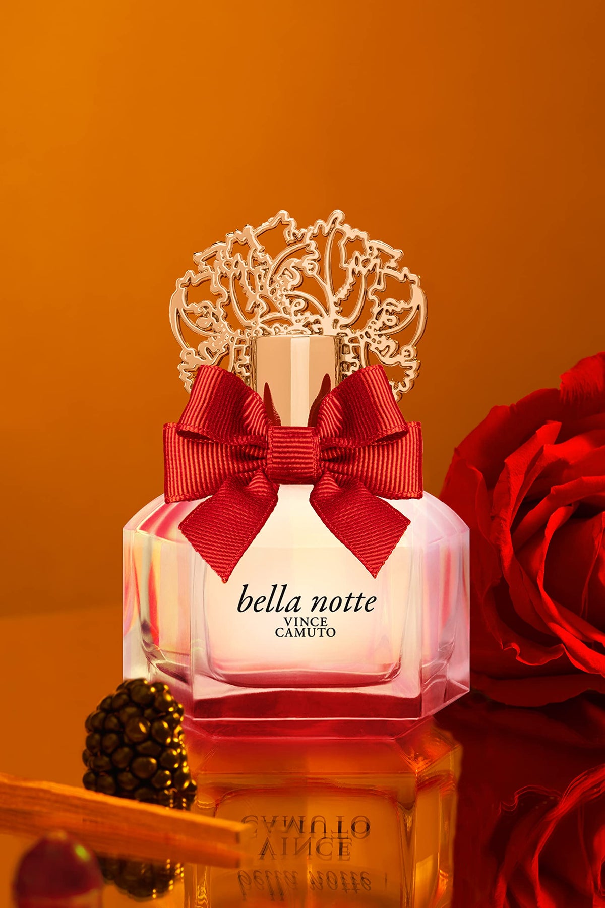 Vince Camuto Bella Notte packaging with floral design