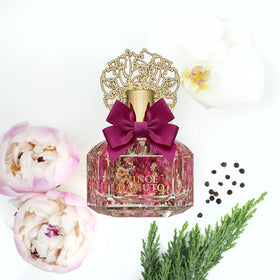 Vince Camuto Floreale Eau de Parfum Spray packaging with elegant design
