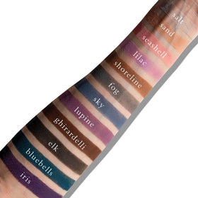 Viseart Petites Pro Luxe Eyeshadow Palette side view showcasing packaging