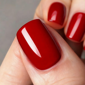 Vishine Gel Nail Polish Blood Red bottle with label