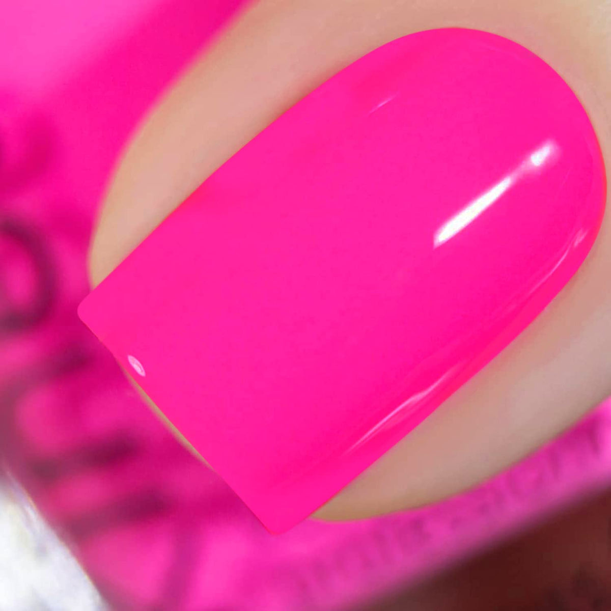 Vishine Hot Pink Nail Gel Polish 15ml front view