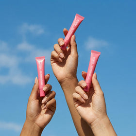 Vitamasques Lip Butter Balm Guava Crush lifestyle scene