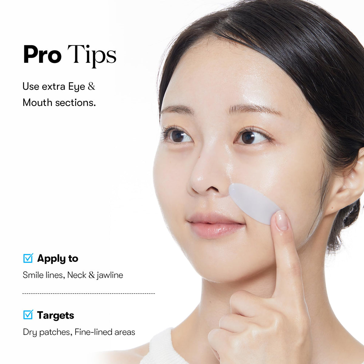 VT COSMETICS Hydrop Reedle Shot Hydrogel Mask texture on hand