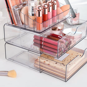 Vtopmart 3 Tier Clear Makeup Organizer filled with beauty products