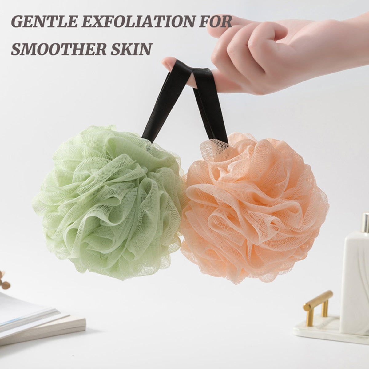 VVmotes Loofah Sponges in a vacuum-sealed package