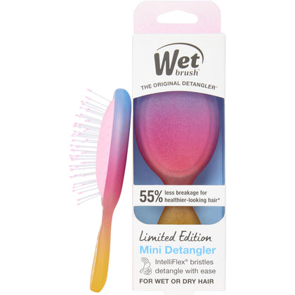 Wet Brush Mini Detangler Electric Sky Pink front view