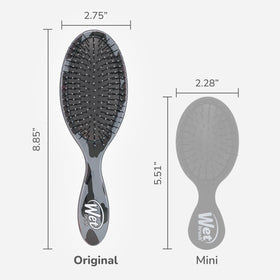 Wet Brush Original Detangler Hair Brush in lifestyle setting