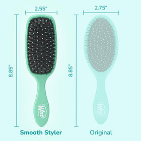 Wet Brush Shine support Aqua in lifestyle setting on a vanity