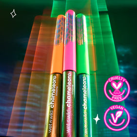wet n wild Chameleon Chrome Liquid Eyeliner in use