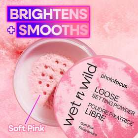 wet n wild Photo Focus Loose Setting Powder Soft Pink texture close-up