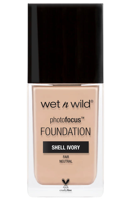 wet n wild Photo Focus Matte Liquid Foundation Shell Ivory front view