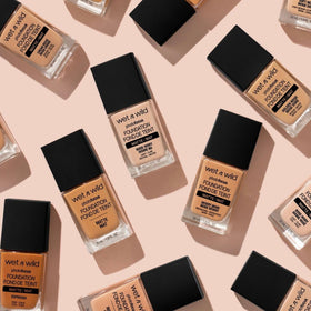 wet n wild Photo Focus Matte Liquid Foundation Soft Beige texture on skin