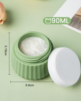 Wide opening of Mrsdry travel containers for easy filling