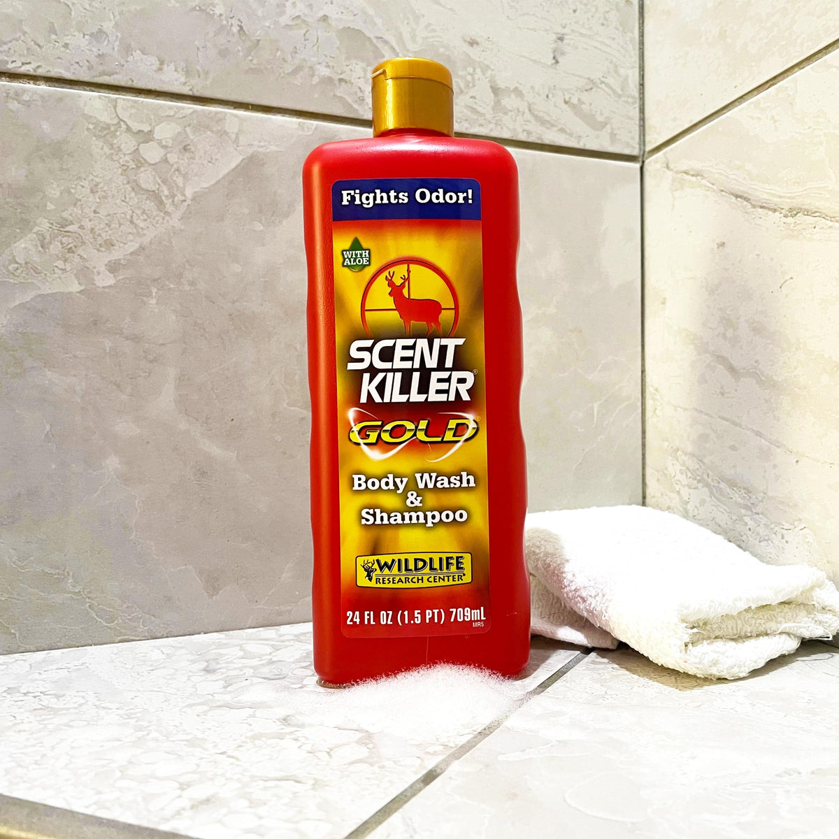 Wildlife Scent Killer Gold Body Wash and Shampoo easy grip bottle