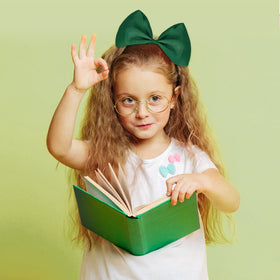 WILLBOND Jumbo Cheerleading Bow 8 Inch Green close-up