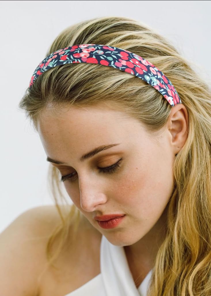 Woman wearing Huachi headband at a casual event