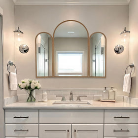 Wonderjune Trifold Vanity Mirror displayed in a bridal shop