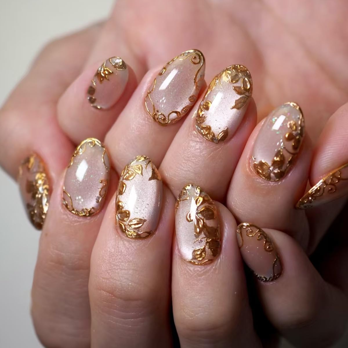 XZMeiLun Gold Leaf Press On Nails Kit front view with 24 reusable nails