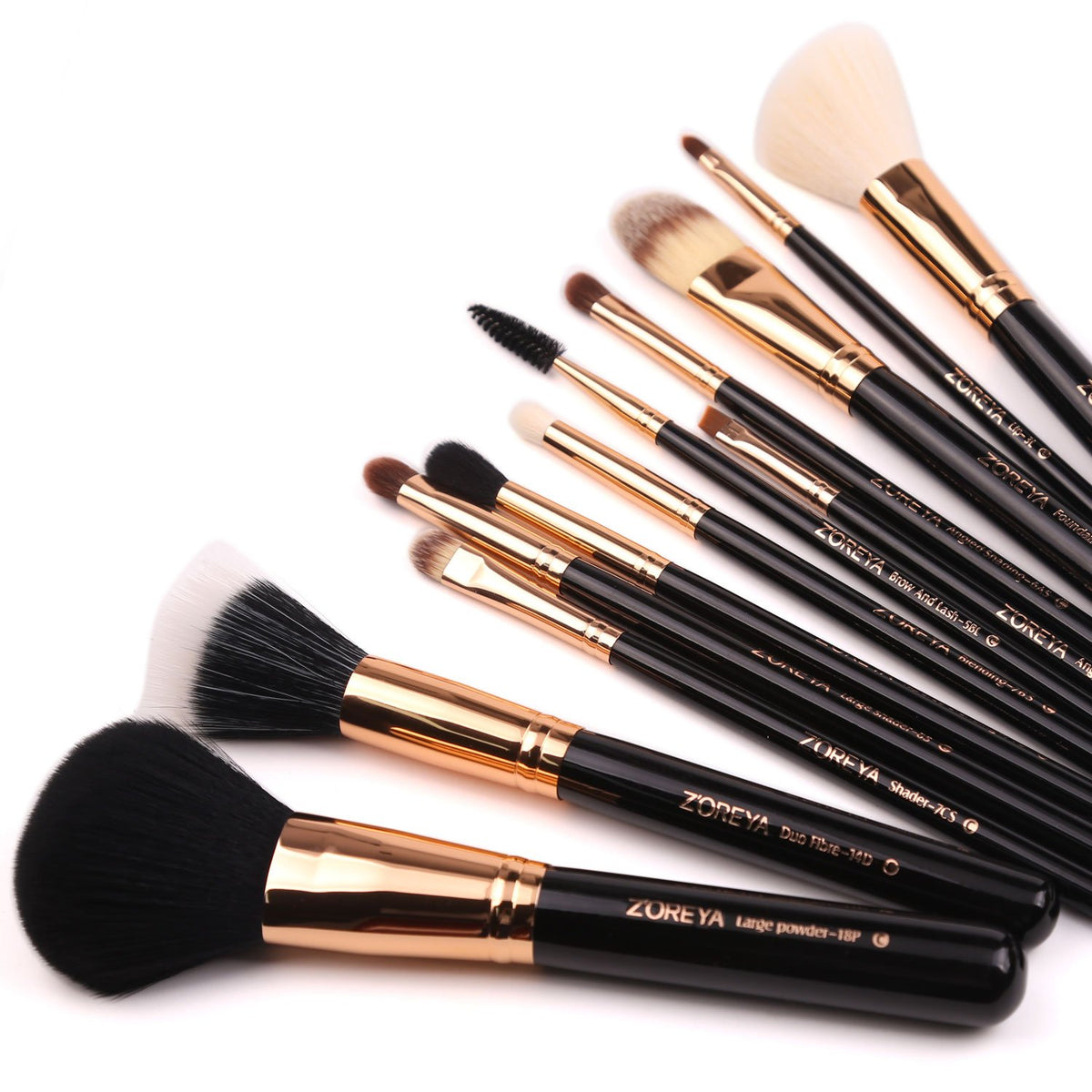 Z'OREYA big kabuki brushes from the 12-piece set