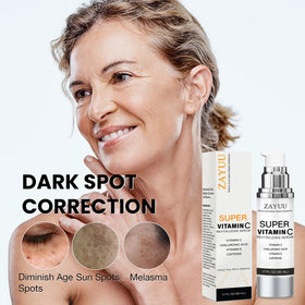 ZAYUU Super Vitamin C Face Serum application on skin