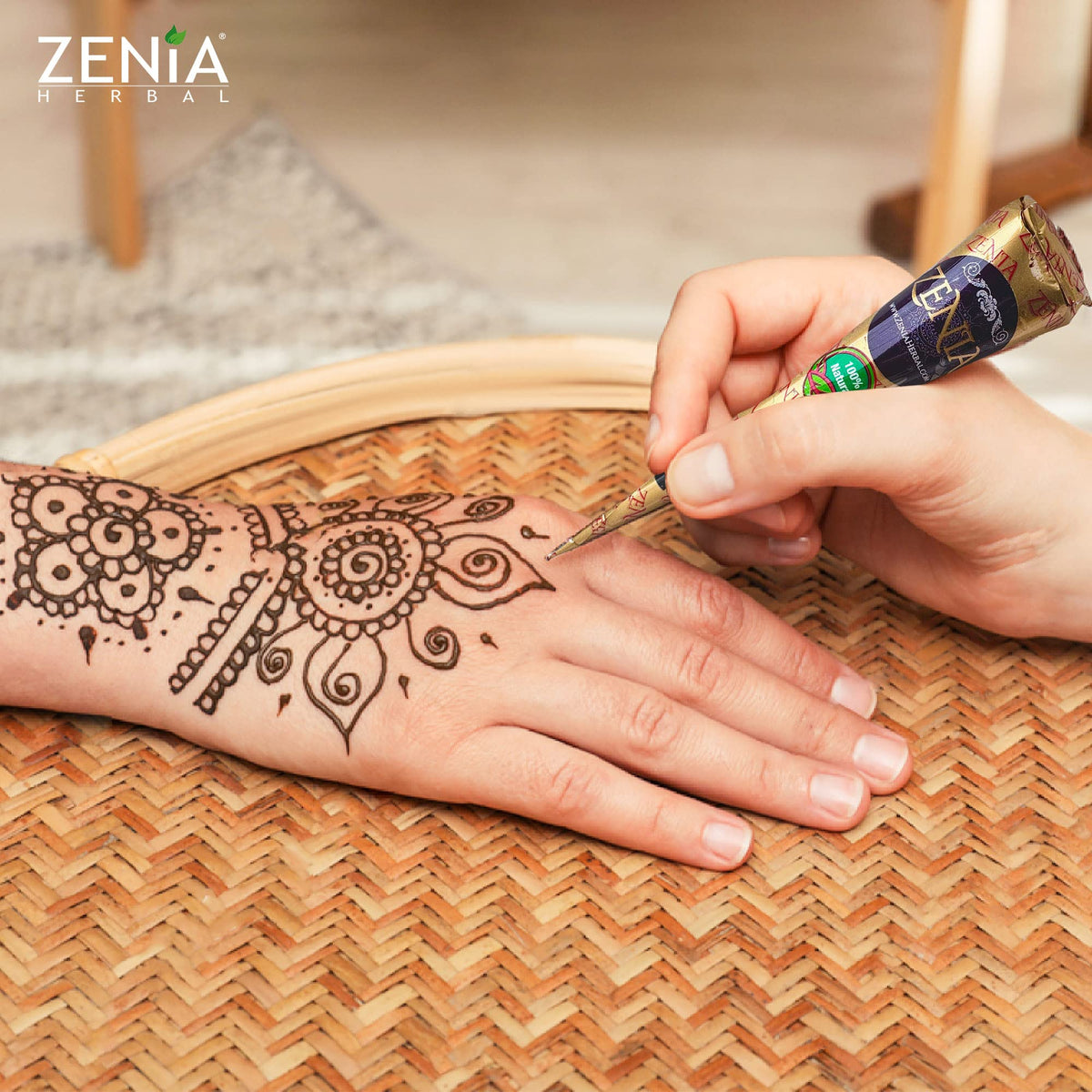Zenia Temporary Tattoo Paste Cone in use on skin
