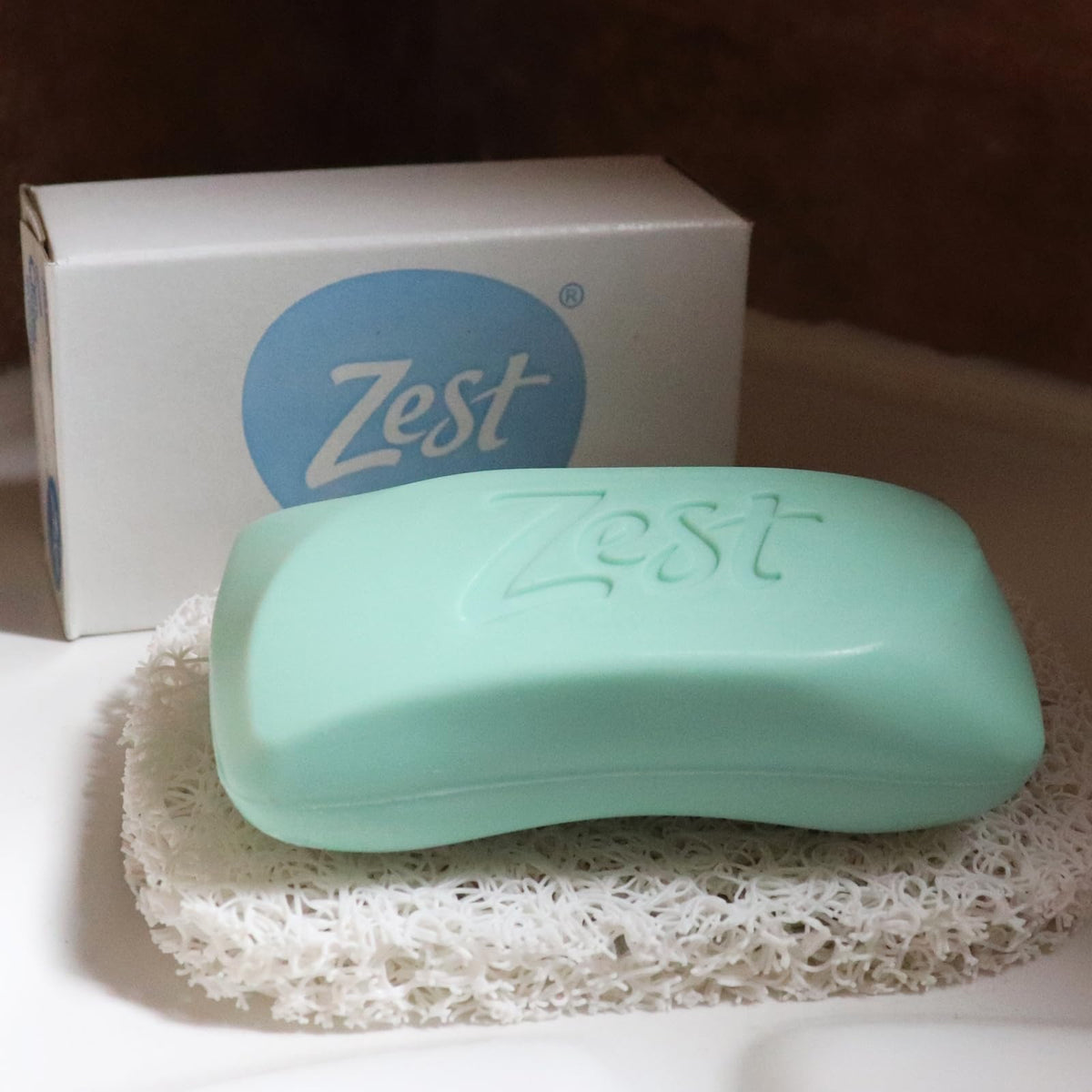 Zest Aqua Bar Soap showing individual bar with Vitamin E
