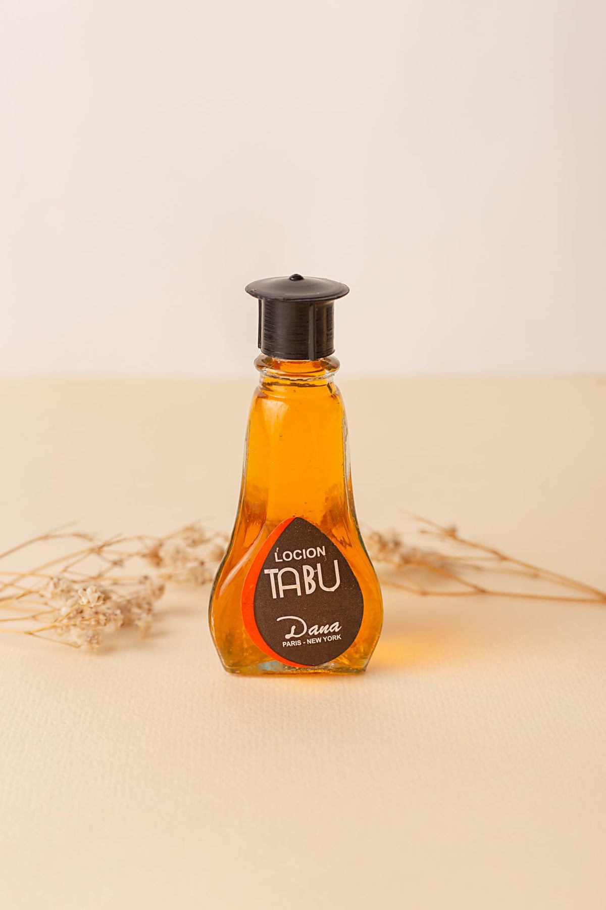 Zoeartcrafts Dana Tabu Lotion sealed packaging