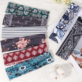 Ztomine headbands arranged to show non-slip feature